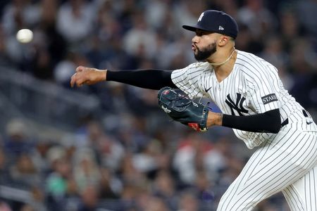 Yankees remove Devin Williams from closer role ‘for right now’