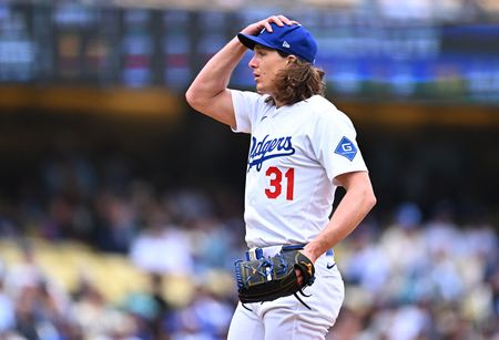 Dodgers’ Tyler Glasnow (shoulder discomfort) leaves start after 1 inning