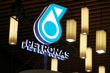 Malaysia’s Petronas and Commonwealth LNG in talks for term supply, say sources