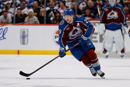 Avalanche’s Nathan MacKinnon finalist for Ted Lindsay Award