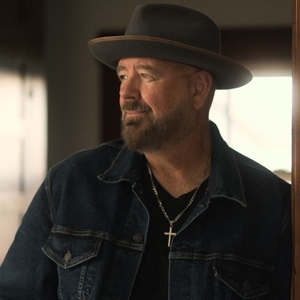 Robert Deitch @ Grape Life Wine Store & Lounge – Davenport, IA