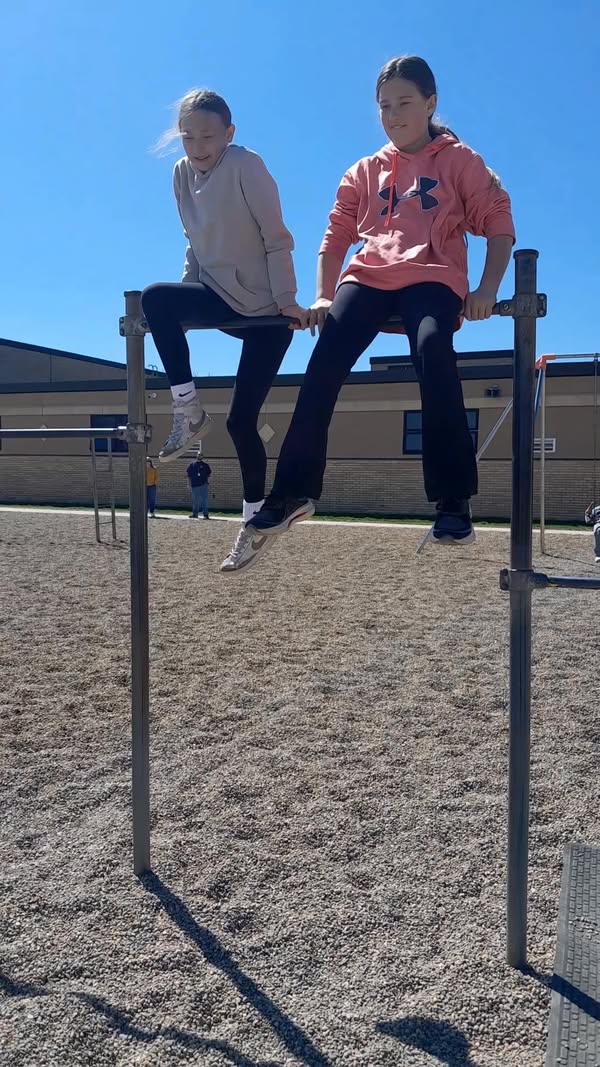 These girls are flipping for this beautiful Sunshiny Day at Edison. #edison #MAC185 #sunshine