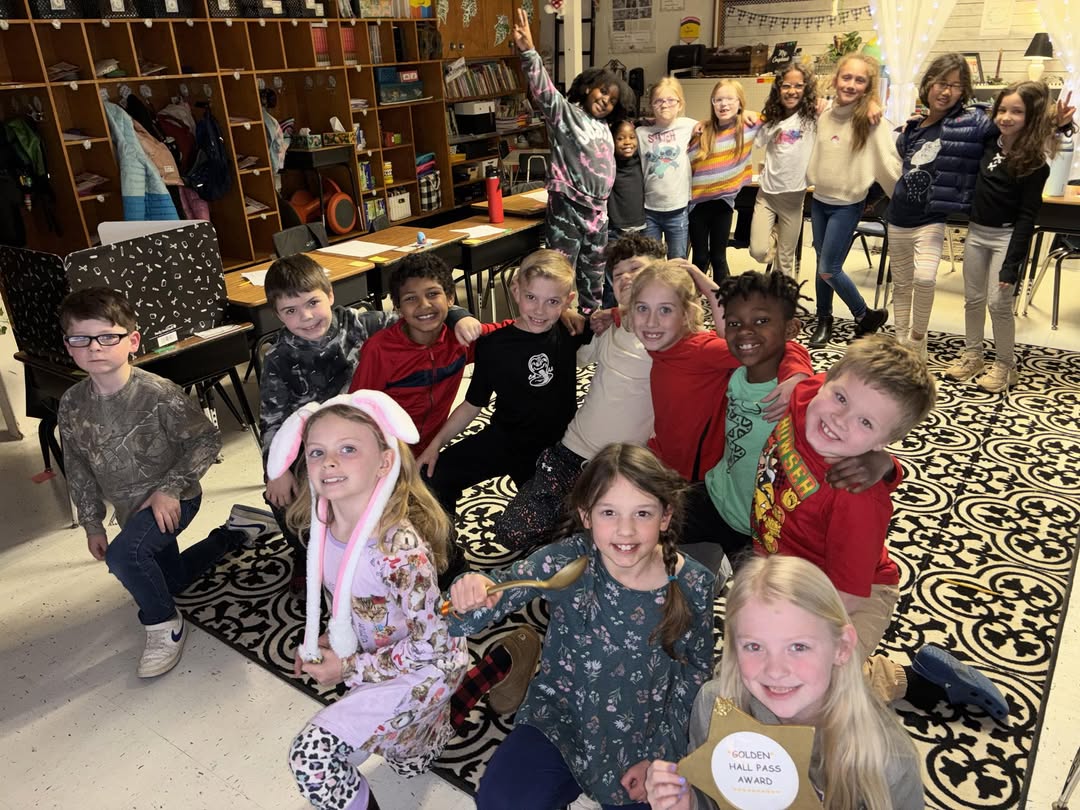 Mrs. Coupland’s class is proud to have earned the golden spoon for SOARing behavior in the cafeteria and the golden star…