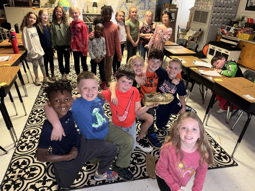 Mrs. Coupland’s class is proud to have earned the Golden Tennis Shoe for SOARing in P.E. with Mr. Hickenbottom! #MAC185