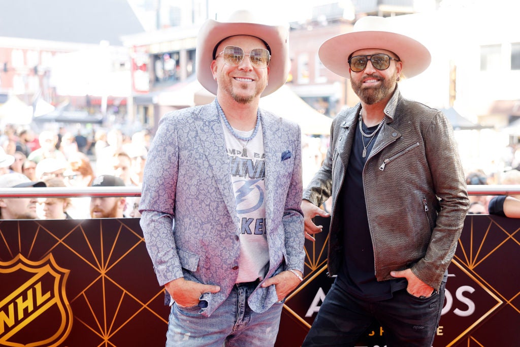 LOCASHs Songs With Traditional Country Music and Modern Flair