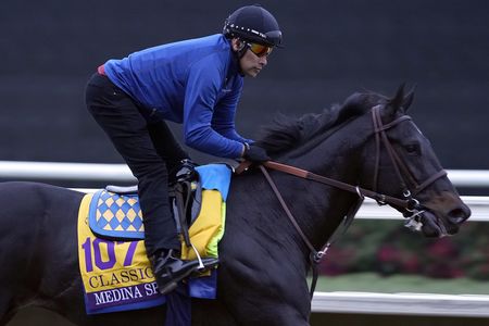 Horse racing-Baffert returns to Kentucky Derby after ban, Journalism hot favourite