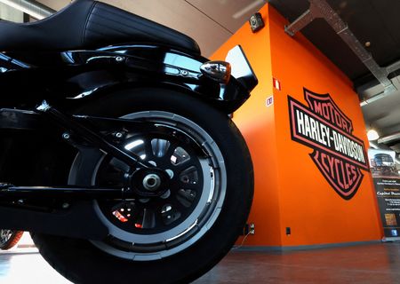 Harley-Davidson pulls annual forecasts over tariff concerns