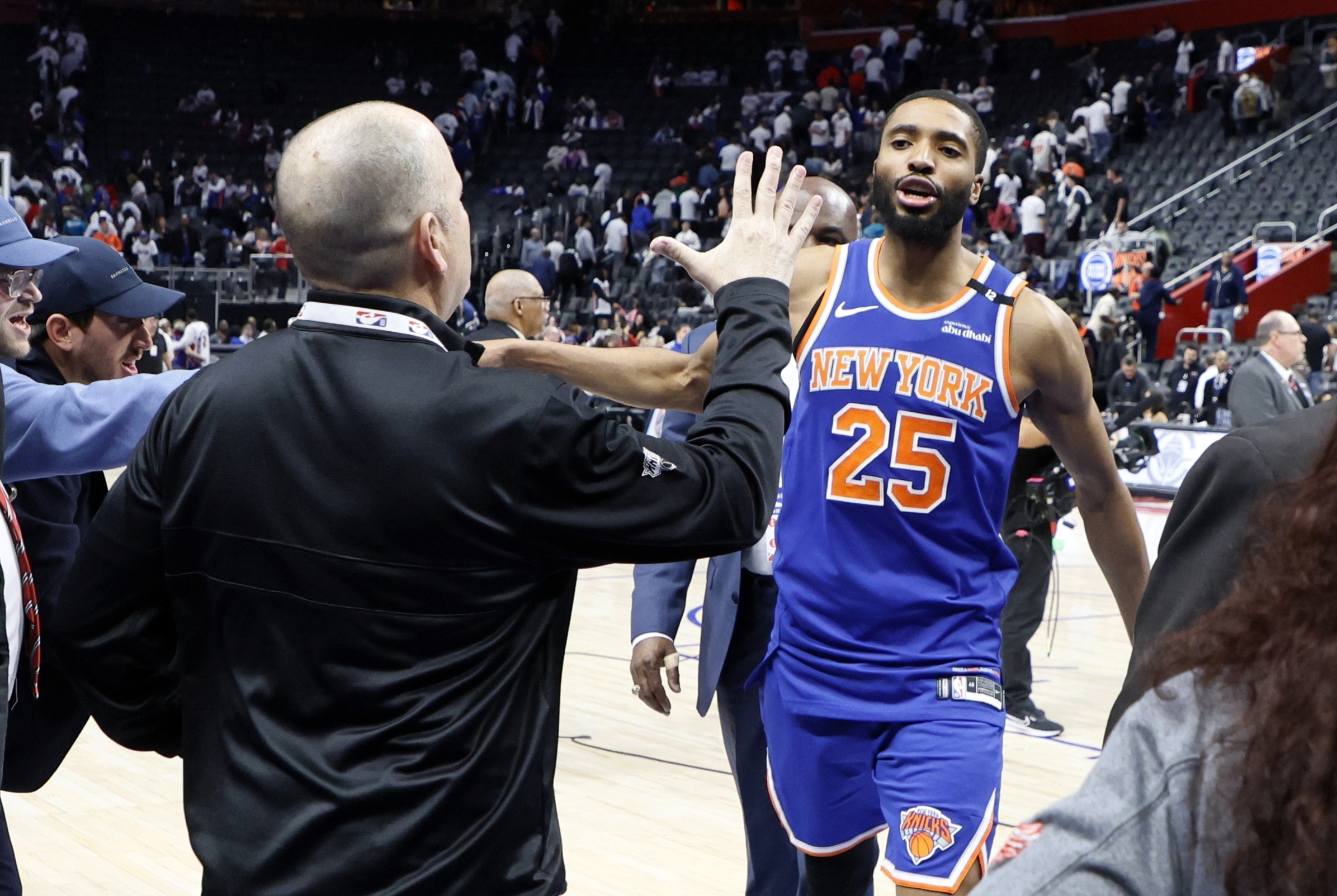 Knicks advance and face tough test against defending champion Celtics in 2nd round of NBA playoffs