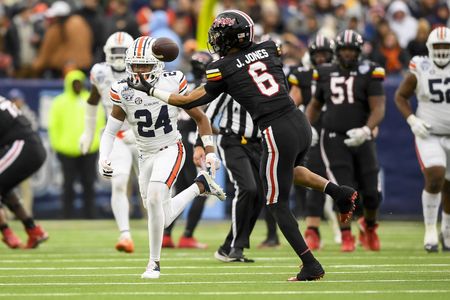 Colorado CB Colton Hood transferring to Tennessee