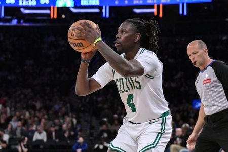 Celtics G Jrue Holiday (hamstring) set to return vs. Knicks