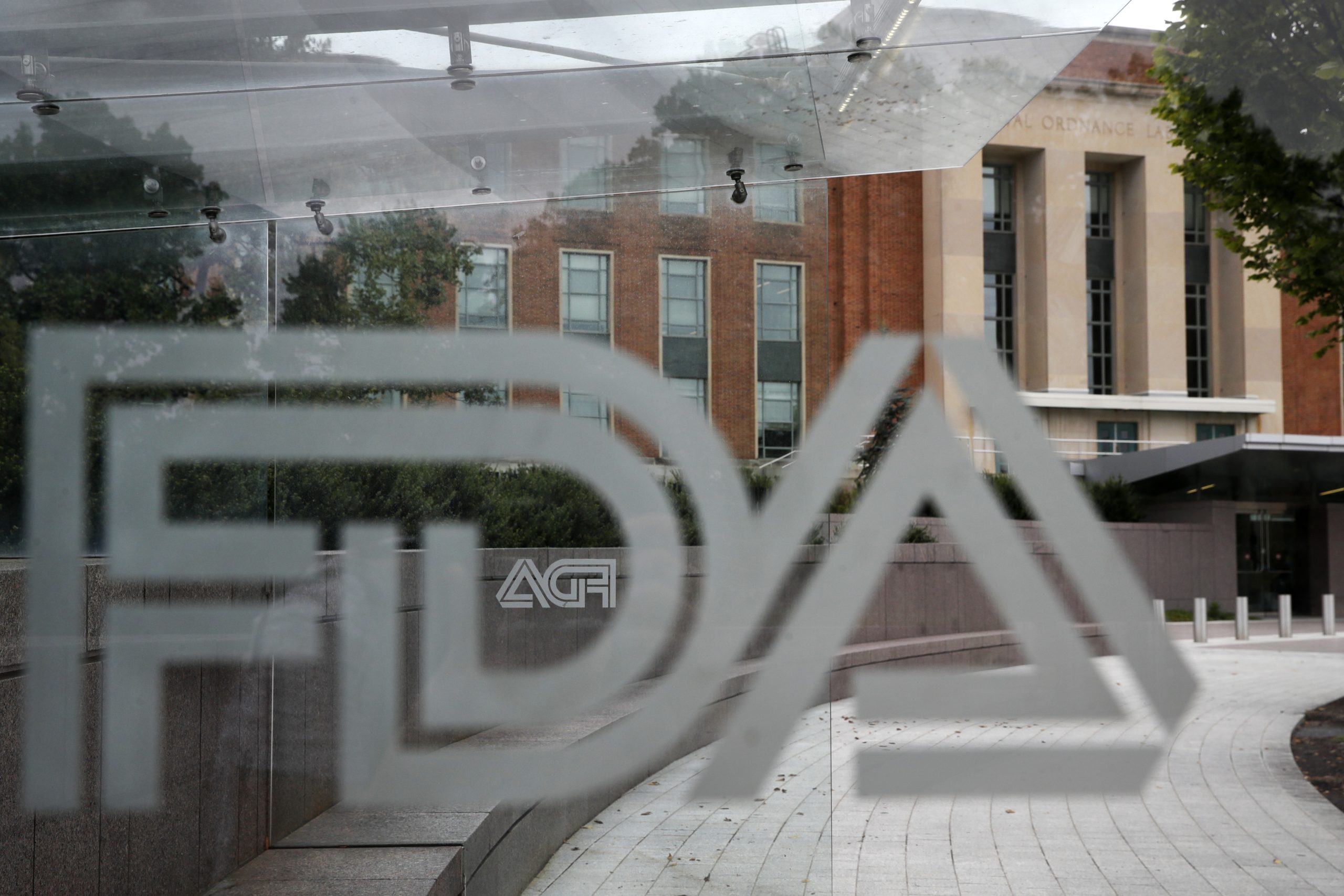 Critic of drug industry and COVID-19 measures to lead FDA vaccine program