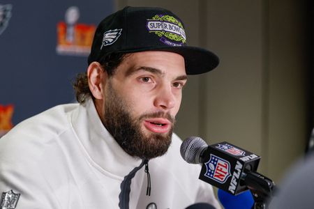 Reports: Eagles TE Dallas Goedert agrees to reworked deal