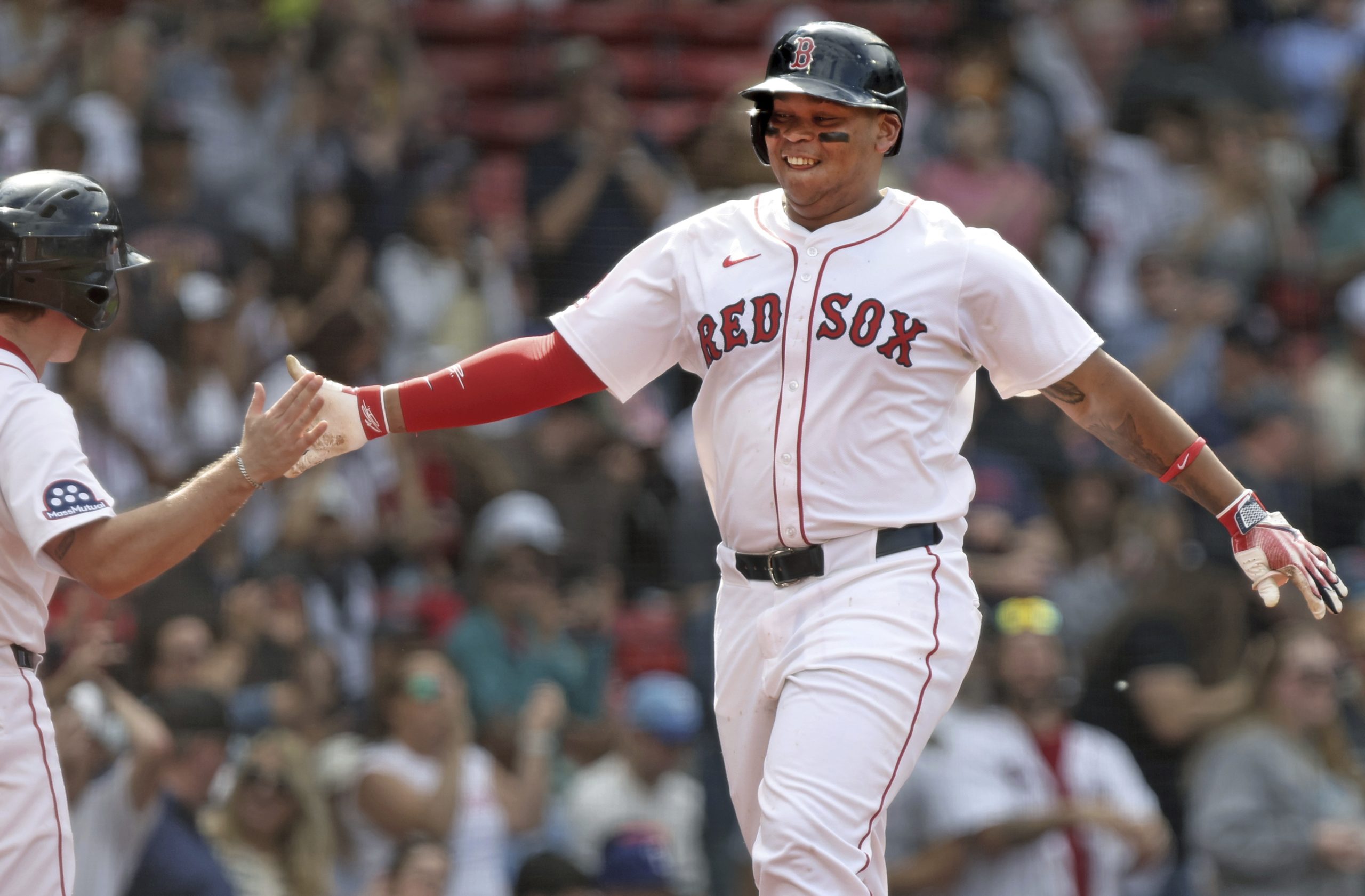 Rafael Devers tells Red Sox he won’t move to 1B, tells front office to ‘do their jobs’ finding one