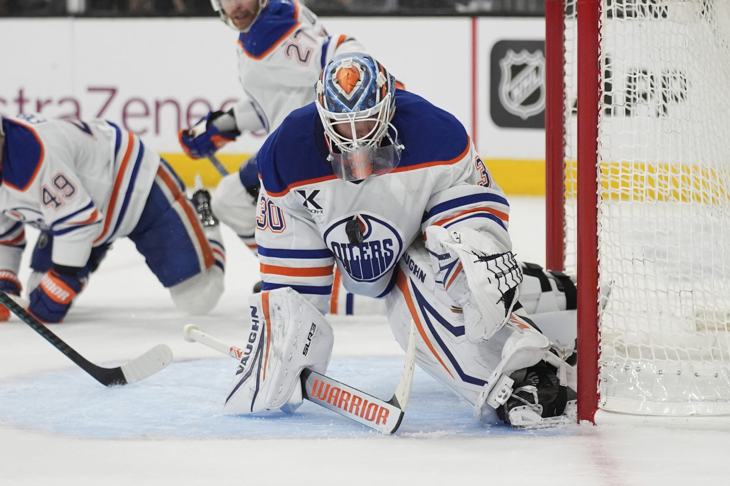 Stuart Skinner replaces injured Calvin Pickard as Oilers’ starter for Game 3 vs. Golden Knights