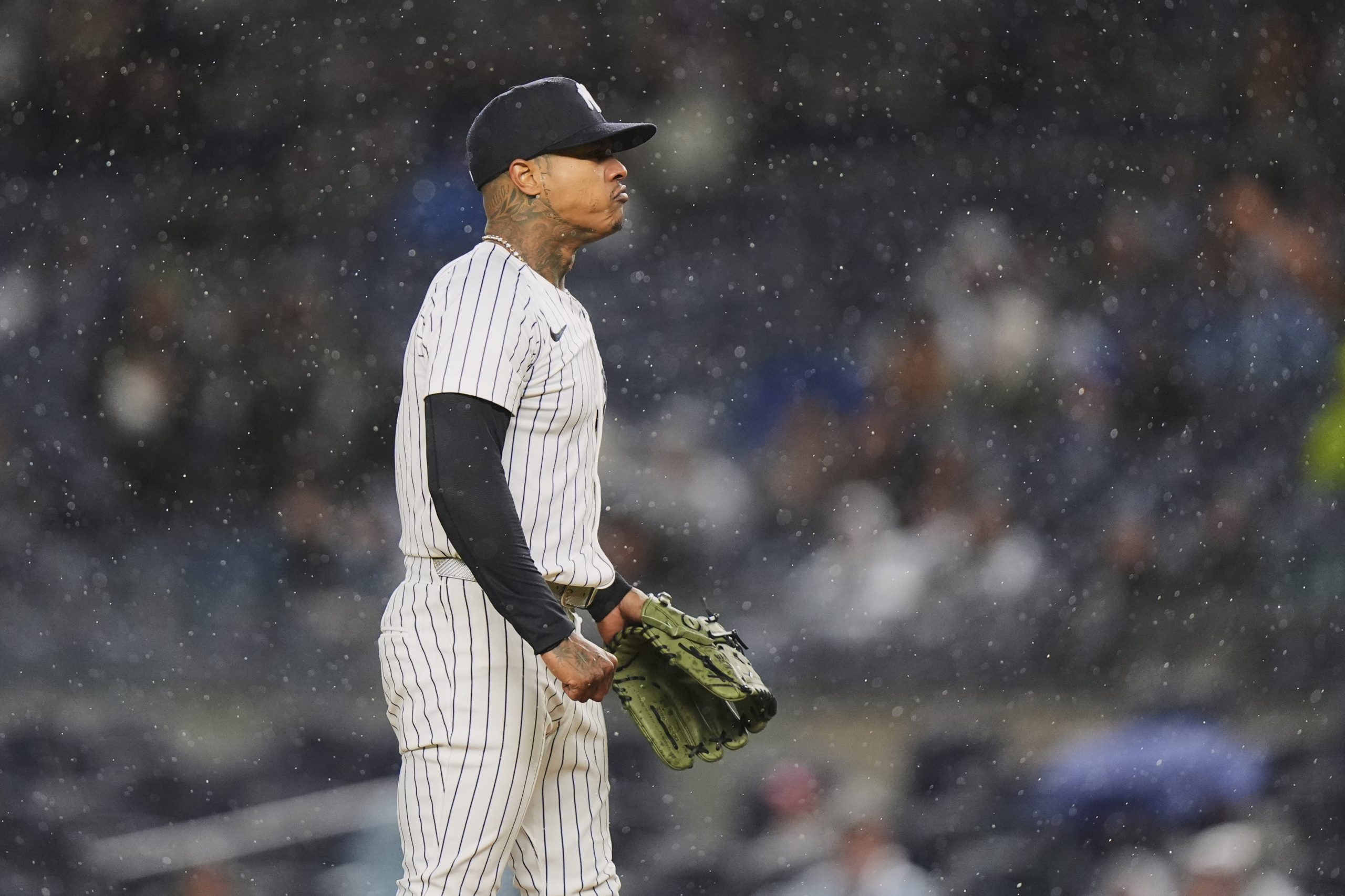 Yankees pitcher Marcus Stroman has a setback in his rehab from a left knee injury