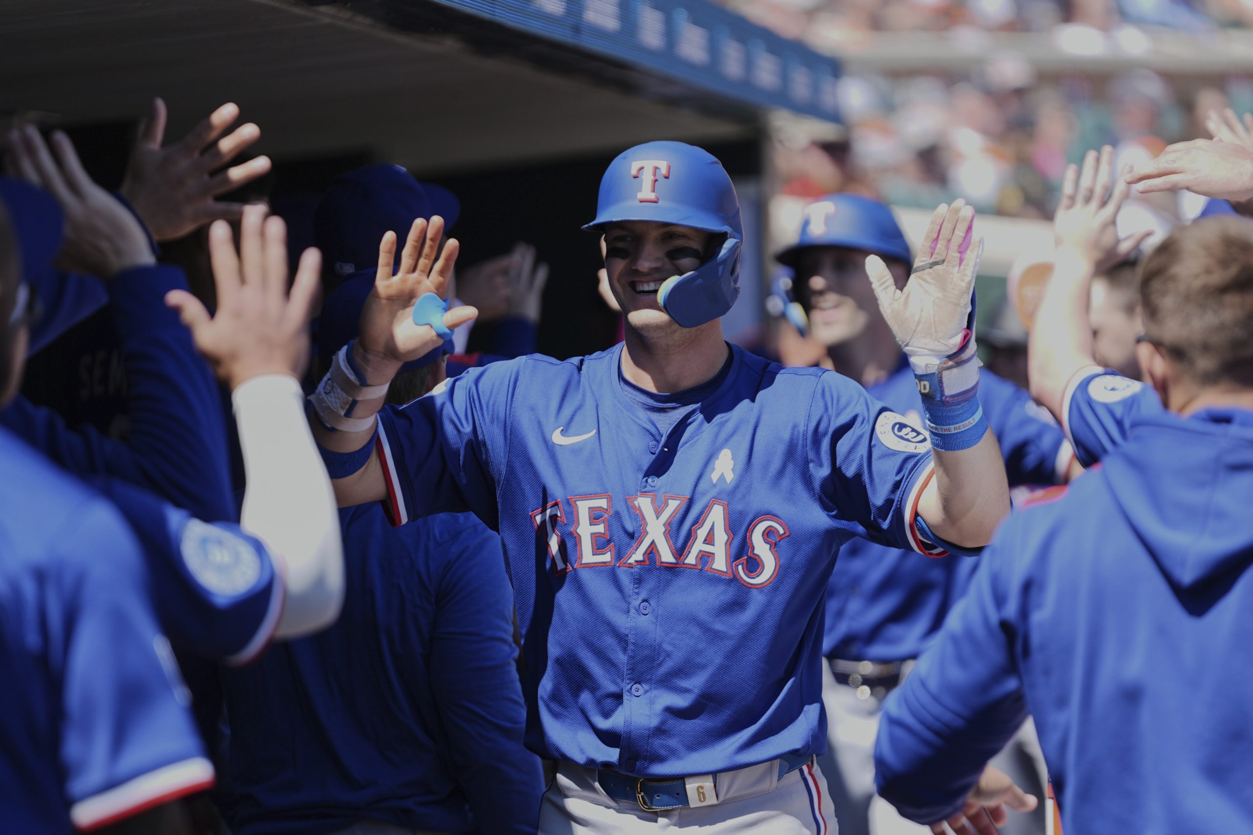 Rangers’ Josh Jung hits two-run homer for mom while facing brother Jace on Mother’s Day