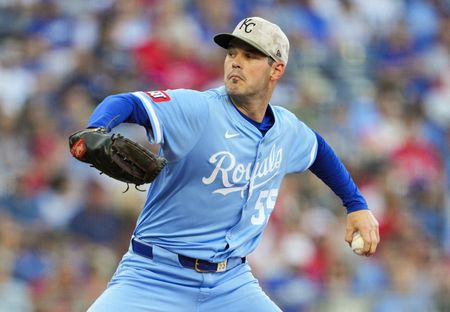 Royals’ Cole Ragans leaves start with groin tightness