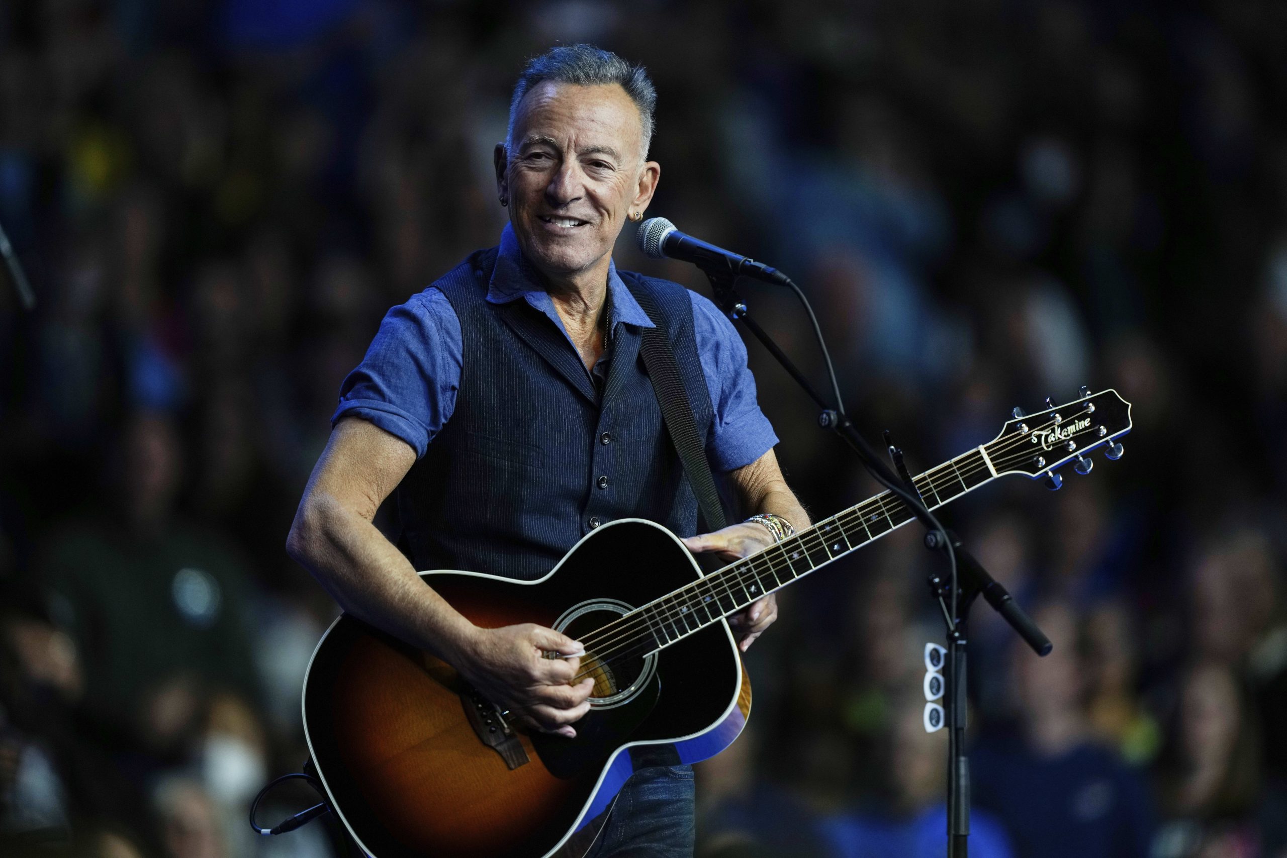 ‘Dried out prune’? ‘Corrupt’ and ‘incompetent’? It’s getting nasty between Springsteen and Trump