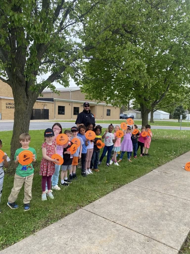 Mr. Bedwell from Bedwell Tree Service read a book to Mrs. Burnham’s class today.  He donated several books to the kinder…