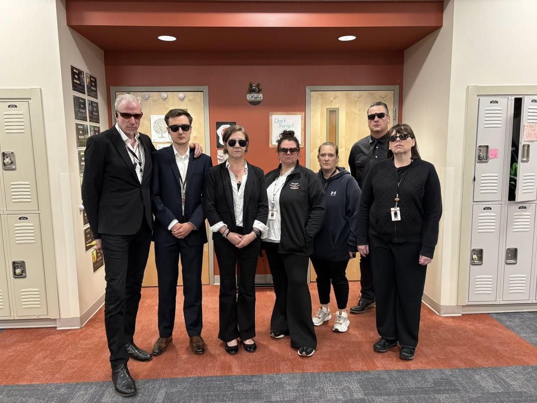 MMS teachers have been having fun with their own spirit week. Can you guess what today’s theme was? #MAC185