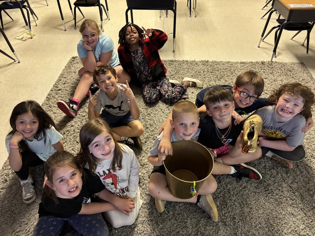 Mrs. Locke’s class earned both the Golden Trash Can and the Golden Tennis Shoe! #MAC185