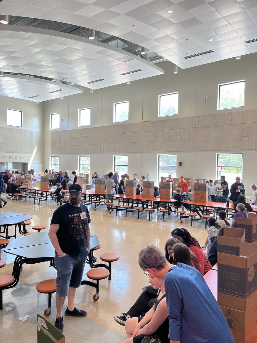 Ms. Kerr and 6th Grade Science held a phenomenal Science Show this afternoon. #MAC185