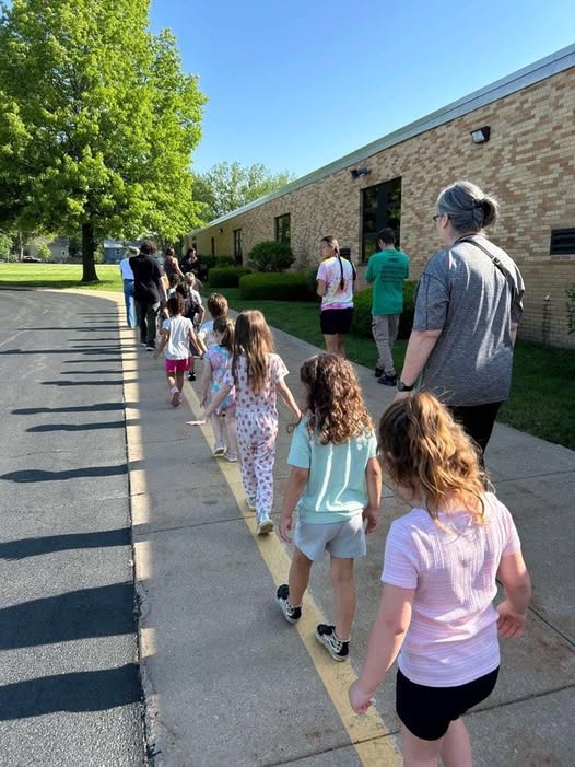 MacArthur students LOVED visiting Lincoln School yesterday. Thank you to Mr. Crosby, Mr. Bryan, and the rest of the staf…