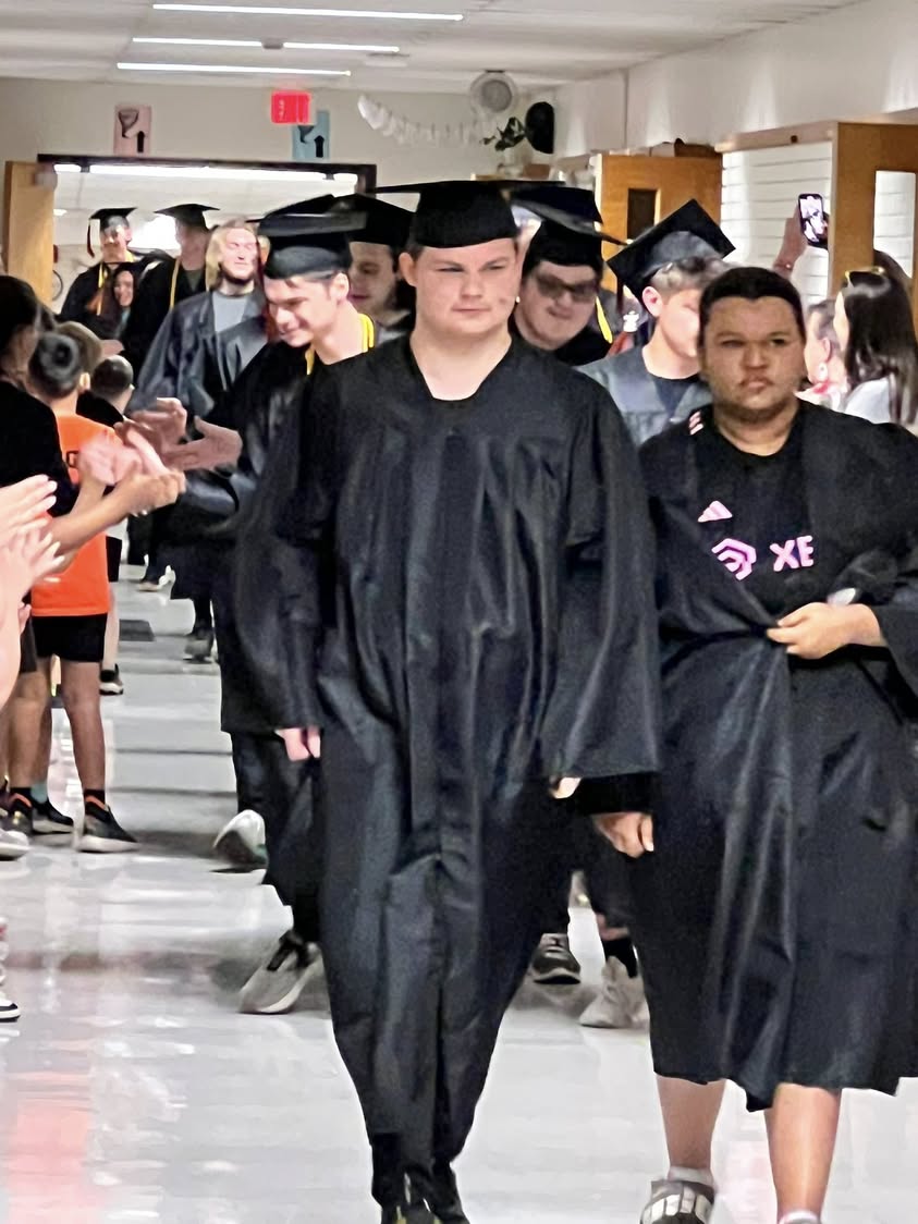 The seniors walked through Lincoln School today for one final time. The Bitty Bombers we’re so excited to cheer on the M…