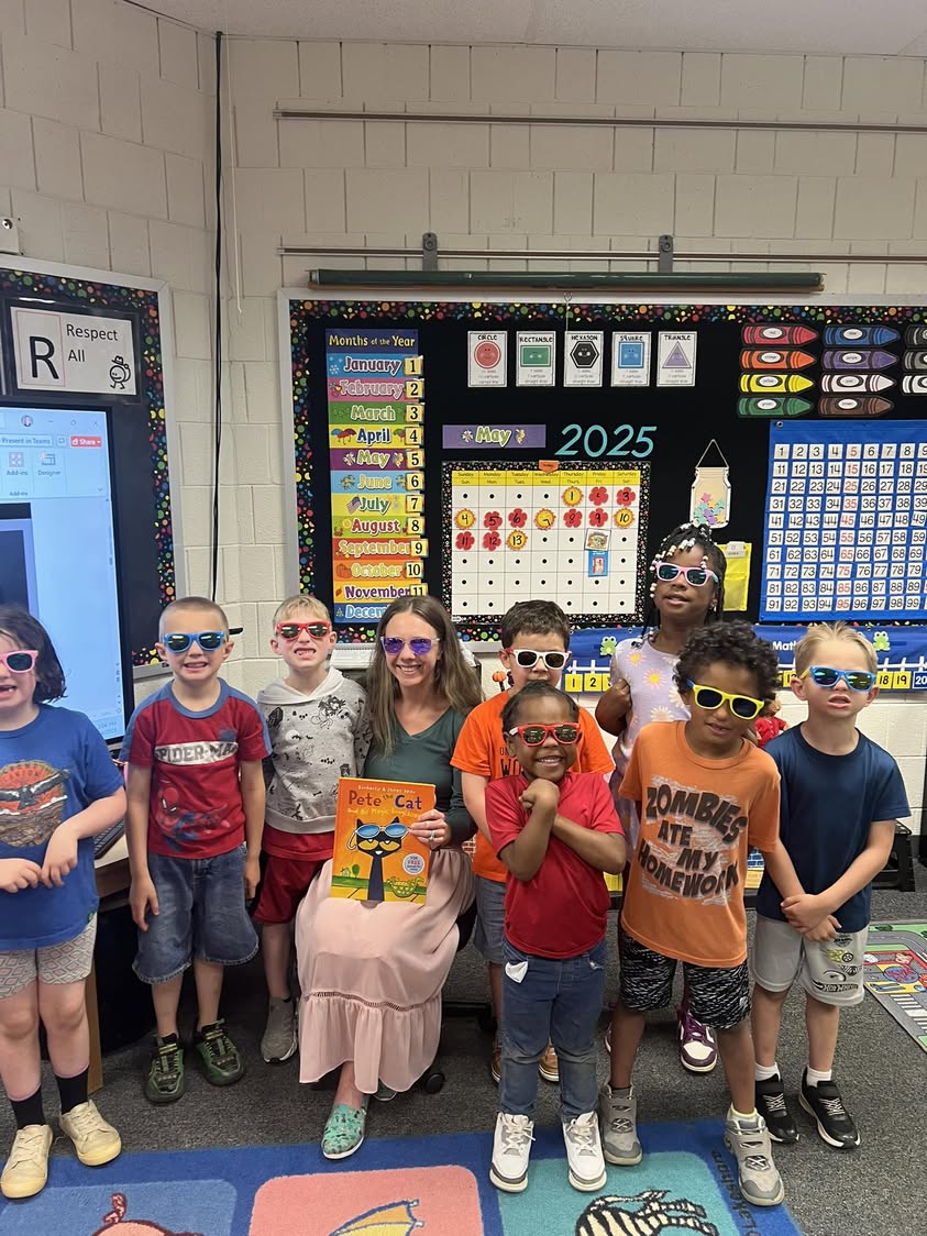 Dr. Colley from Professional Eye Care Center visited Mrs. Protsman’s class. The class enjoyed a story and their new sung…