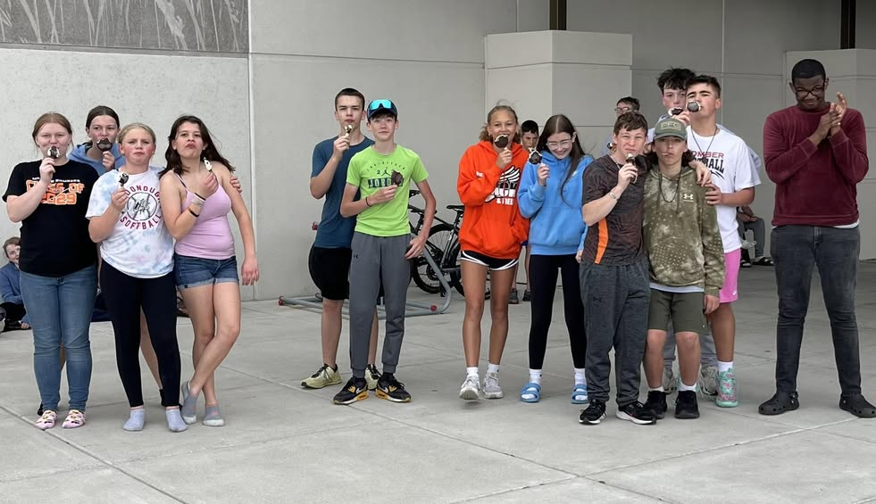 MMS 8th Grade says it’s never too cold for a Dilly Bar #MAC185