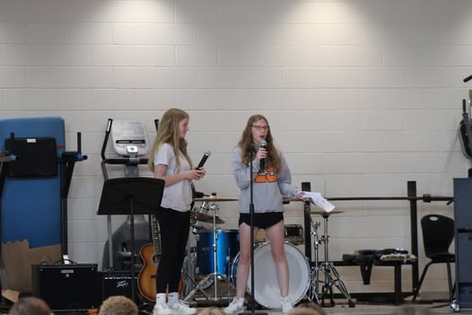 MMS Variety Show was held this afternoon to showcase the many talents of MMS students. #MAC185