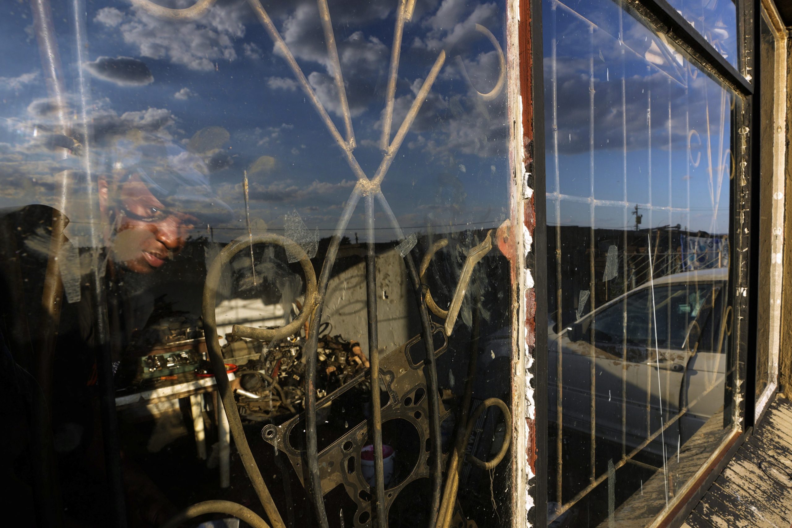 Township mechanics in South Africa unite to turbocharge their small businesses