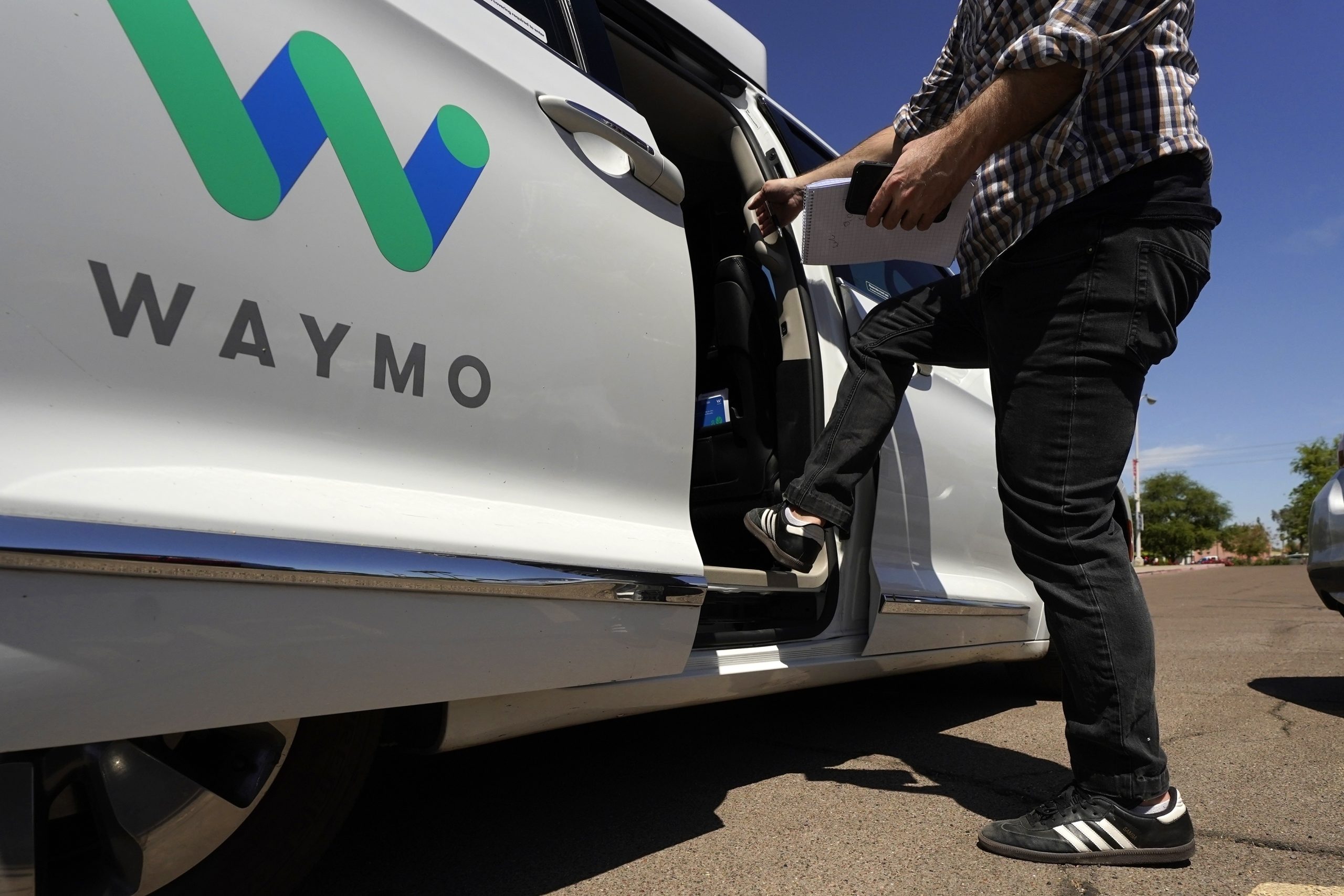 Waymo’s robotaxis to start carrying passengers in Atlanta, expanding Uber partnership