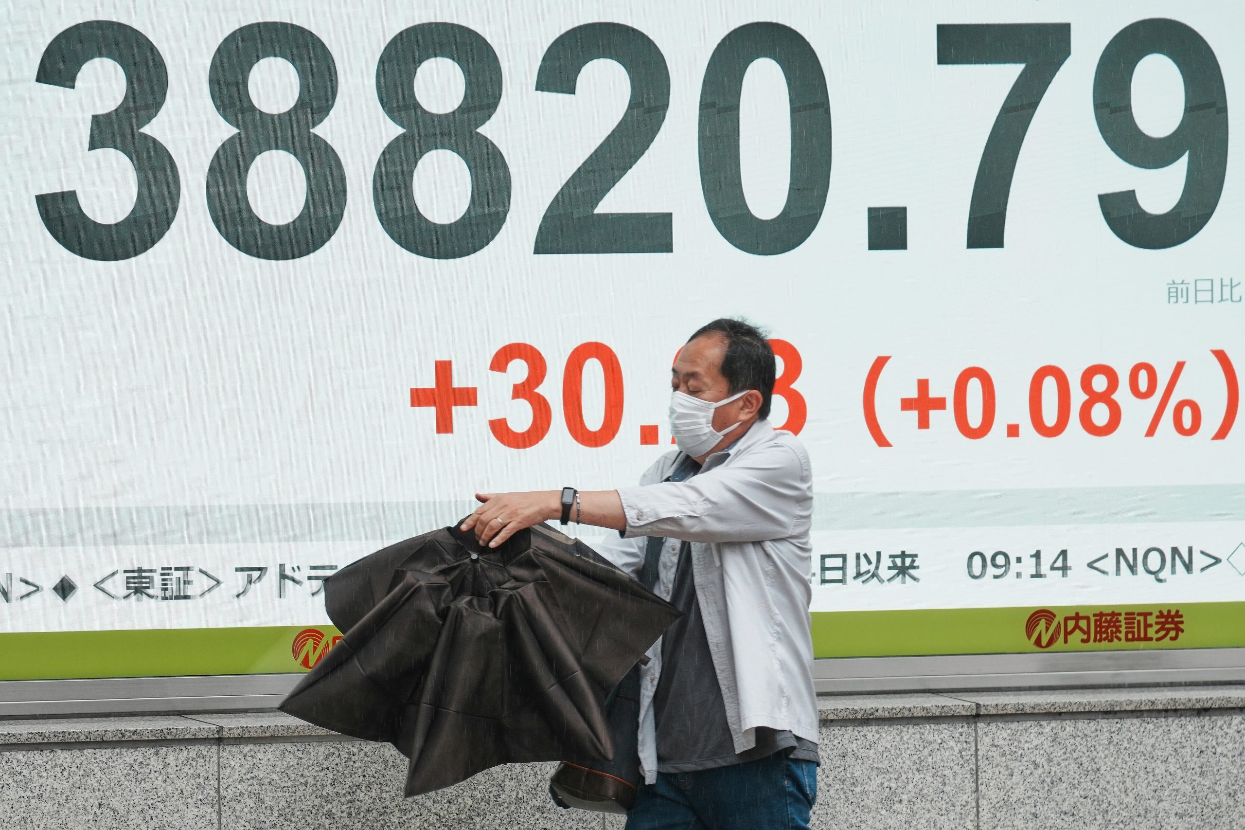 World shares are mixed as a fragile Israel-Iran ceasefire holds