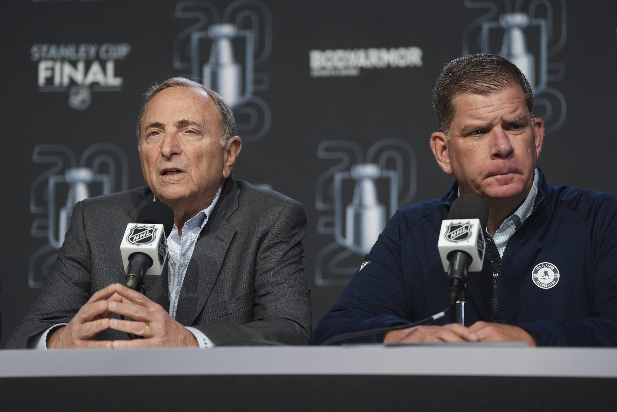 NHL and NHLPA are close to agreeing on a new CBA that includes an 84-game season, AP sources say