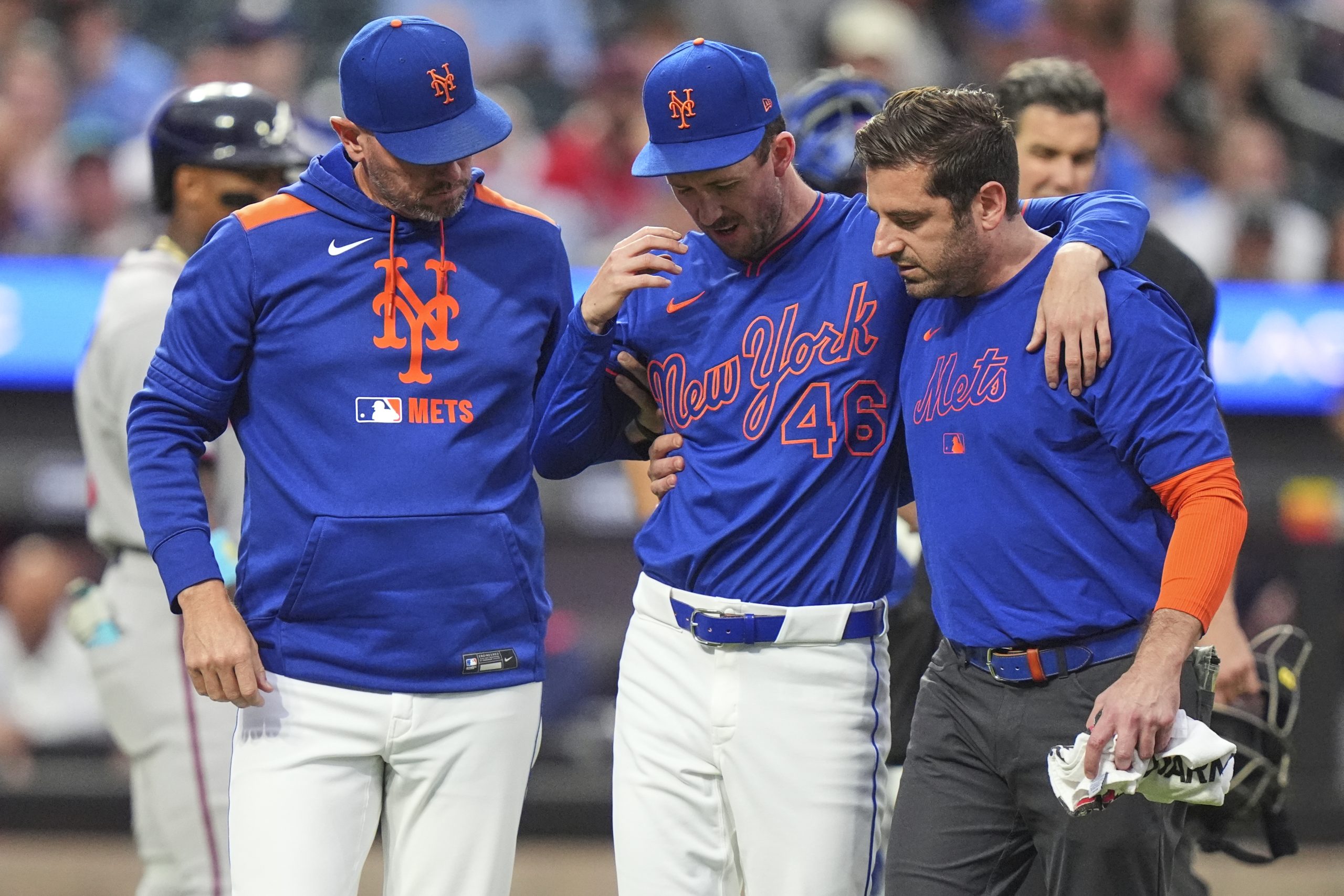 Mets right-hander Griffin Canning injures left ankle, leaves game vs. Braves in 3rd inning
