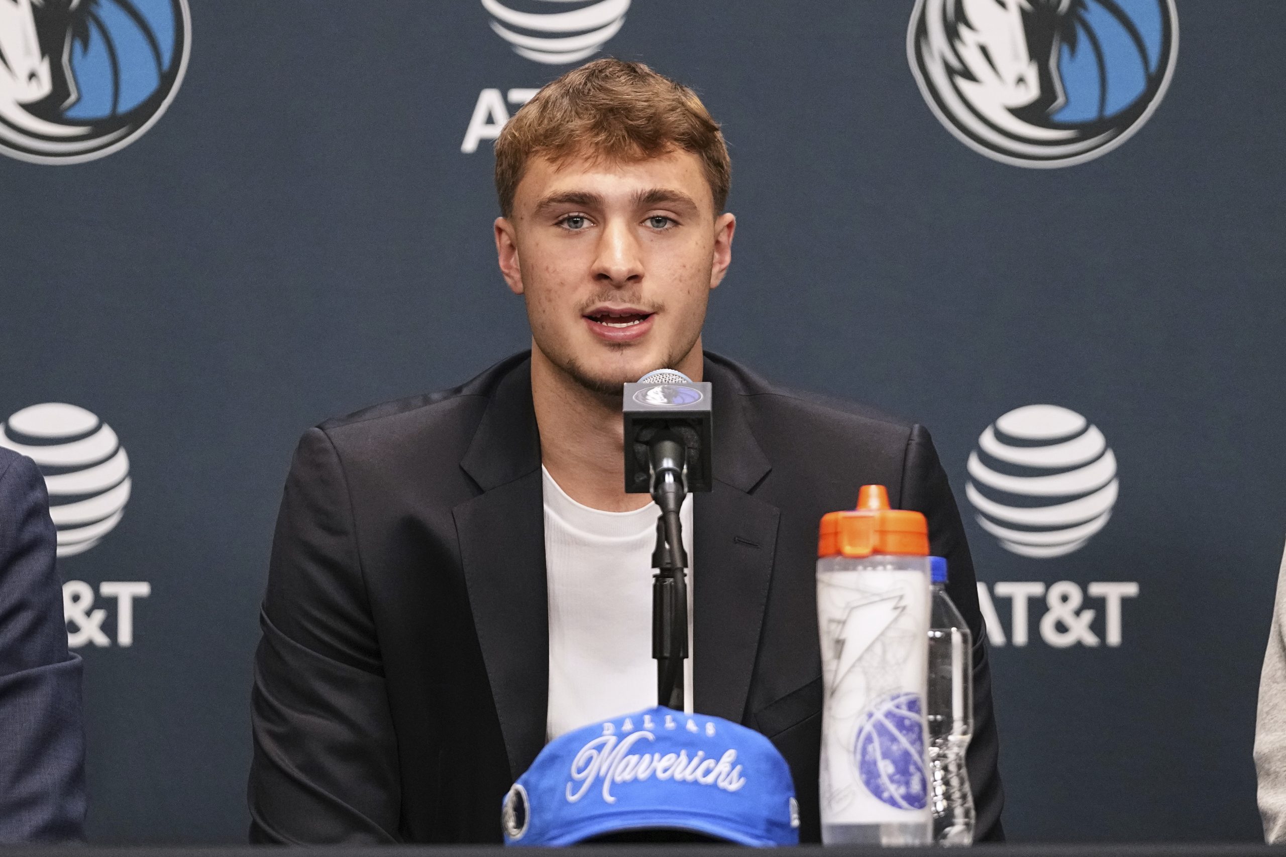 Cooper Flagg looks comfortable in new home as No. 1 pick gets introduced in Dallas