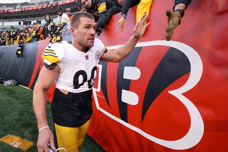 Teams reportedly expect Steelers to listen to T.J. Watt offers after Ramsey deal
