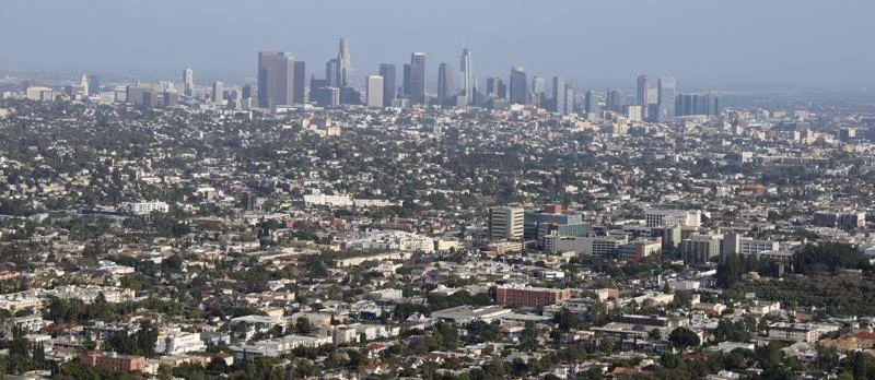 Immigration policy battle plays out on both coasts