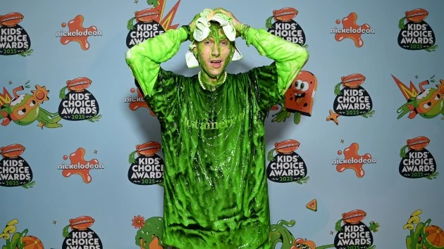 Rihanna is an Icon, Sabrina Carpenter wins big, everyone gets slimed at Kids Choice Awards