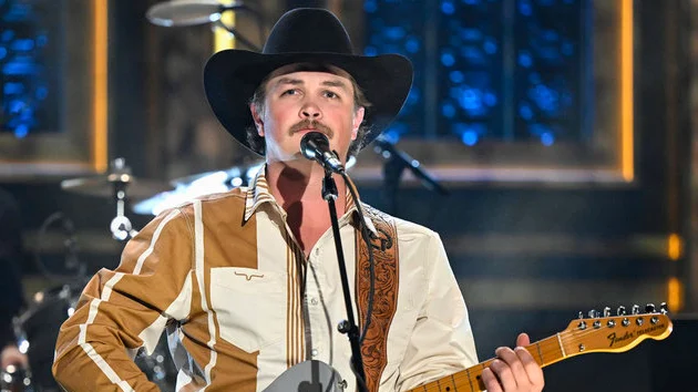 Zach Tops here for Good Times & Tan Lines, but he Aint in It for [His] Health