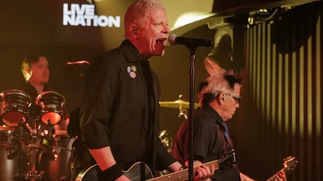 Come Out and Paint: The Offspring tour to be accompanied by art & photography exhibit