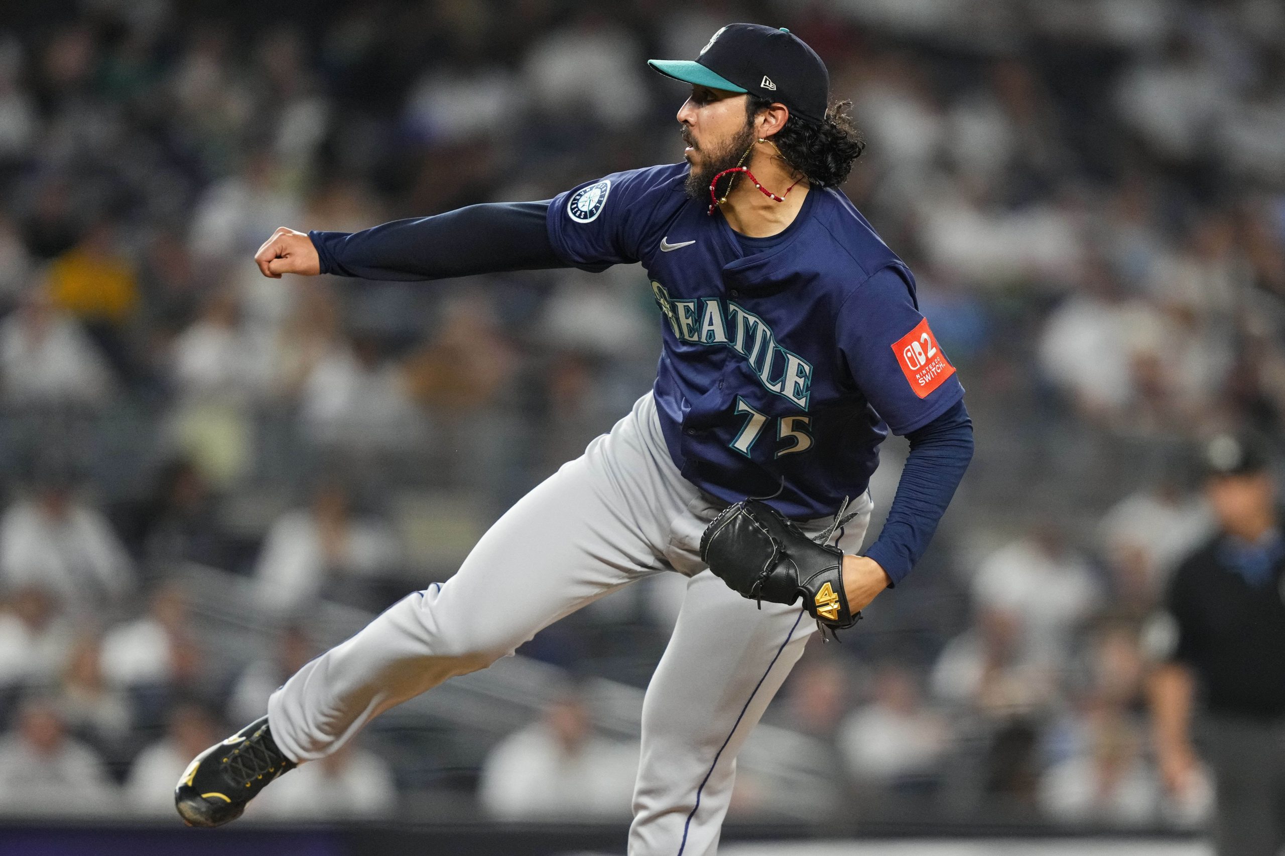 Mariners catcher Cal Raleigh: All-Star closer Andrés Muñoz was tipping pitches against Yankees