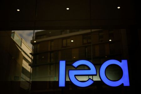 World oil market may be tighter than it looks, IEA says