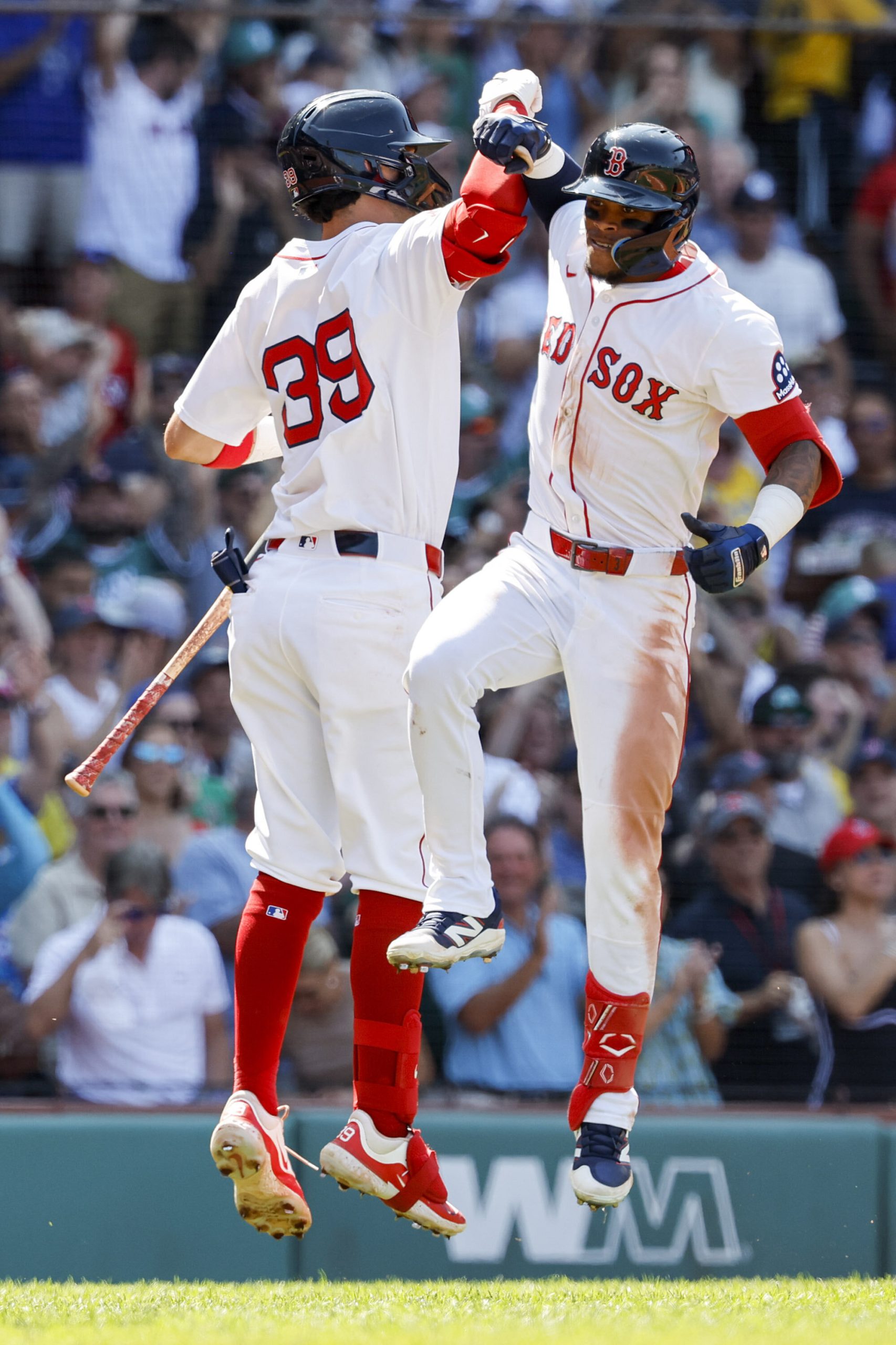 A mix of youth and chemistry has Red Sox rolling into All-Star break on 10-game winning streak