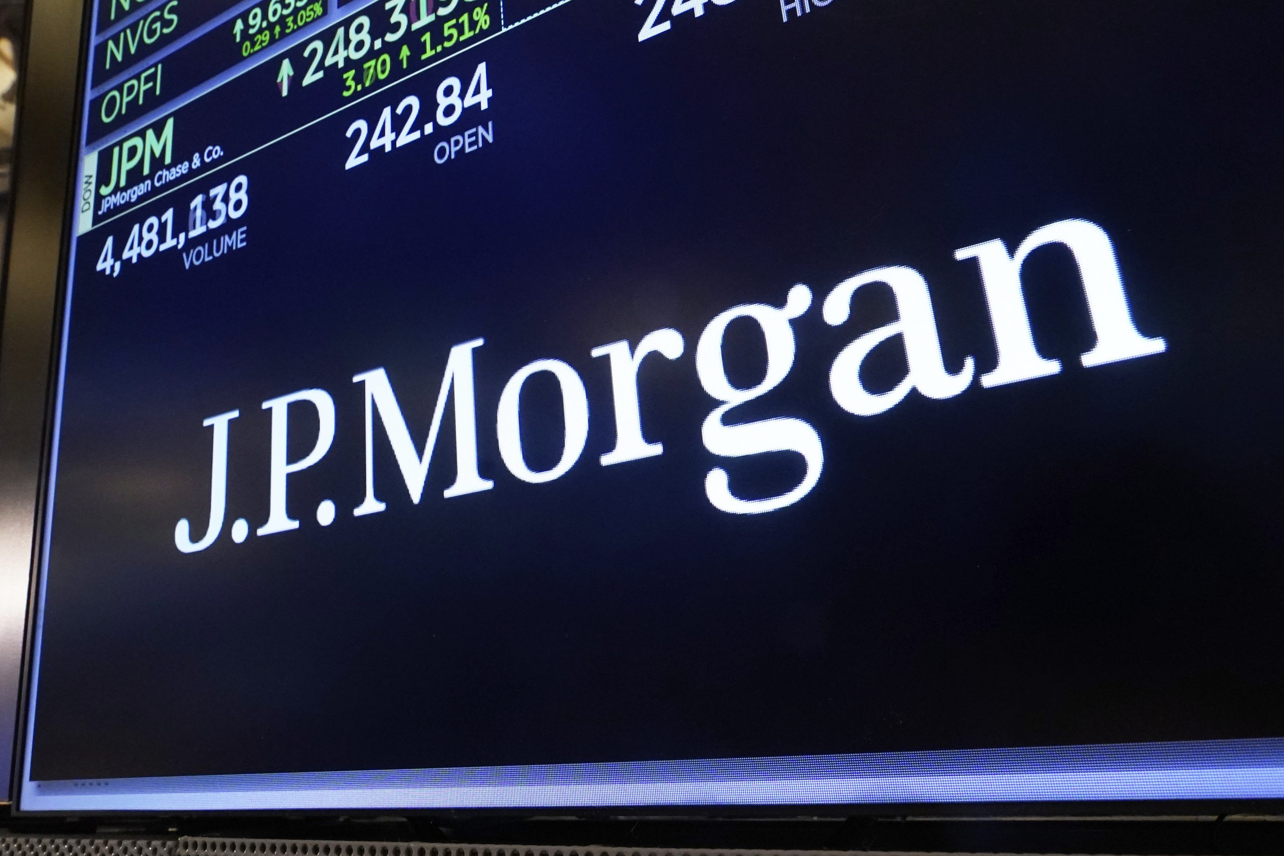 JP Morgan posts strong second quarter numbers, though Dimon warns of tariff, geopolitical risk