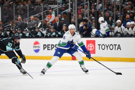 Maple Leafs acquire F Dakota Joshua from Canucks
