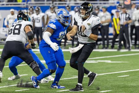 Lions DE Levi Onwuzurike to miss start of season