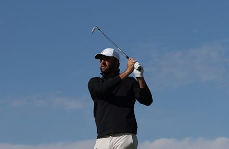 Golf-Scheffler in Tiger-mode as he closes in on Open