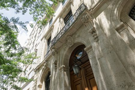 White House blasts Wall Street Journal report that Trump is in Epstein files